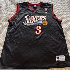 Vintage Allen Iverson Philadelphia 76ers Champion Jersey Size 44 (Large)